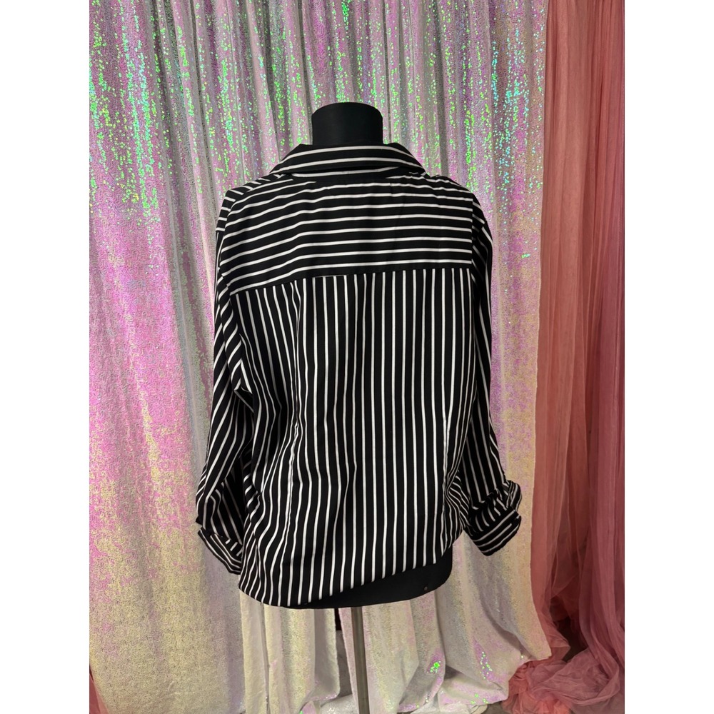 Notations Woman Black White Striped Roll Tab Sleeve Button Down Shirt 1X - Picture 4 of 12